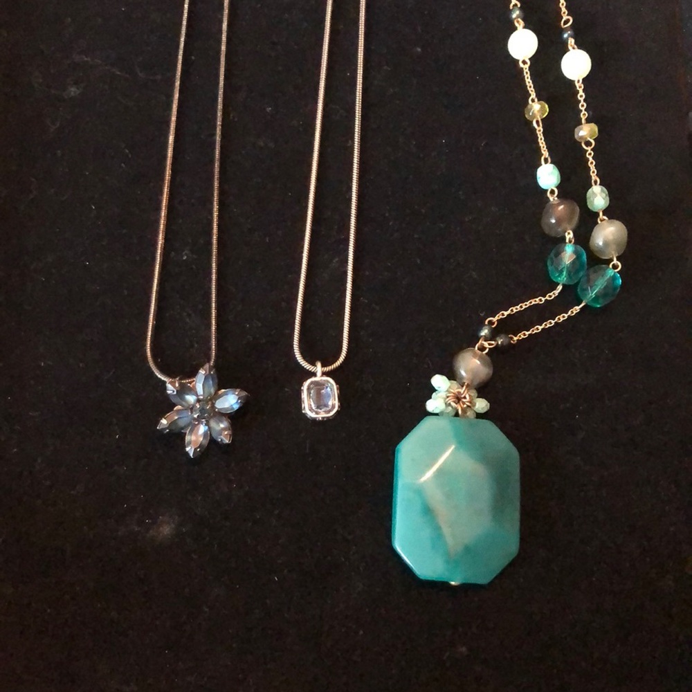 $5/$25 3 Express Necklaces